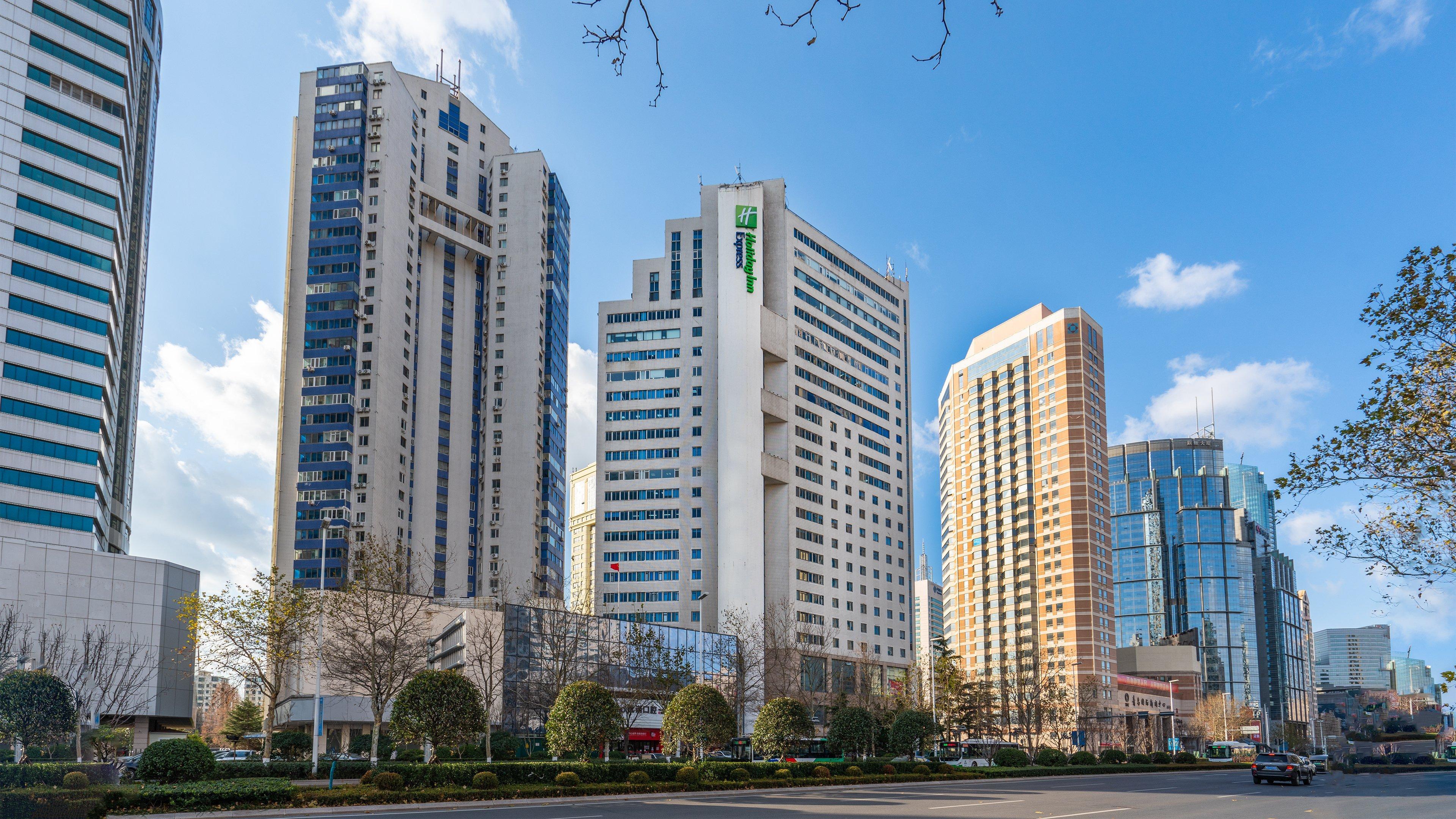 Holiday Inn Express Qingdao City Center By Ihg Kültér fotó