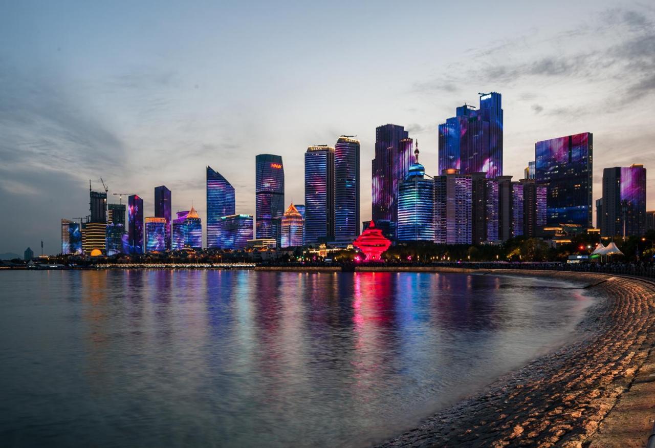 Holiday Inn Express Qingdao City Center By Ihg Kültér fotó