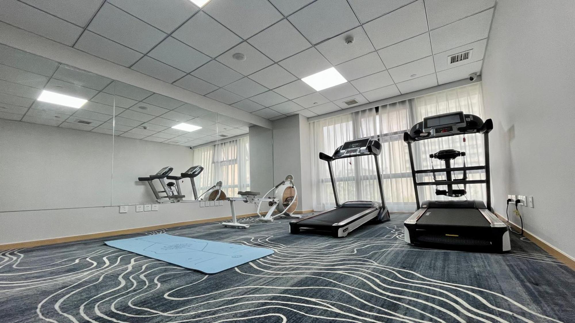 Holiday Inn Express Qingdao City Center By Ihg Kültér fotó